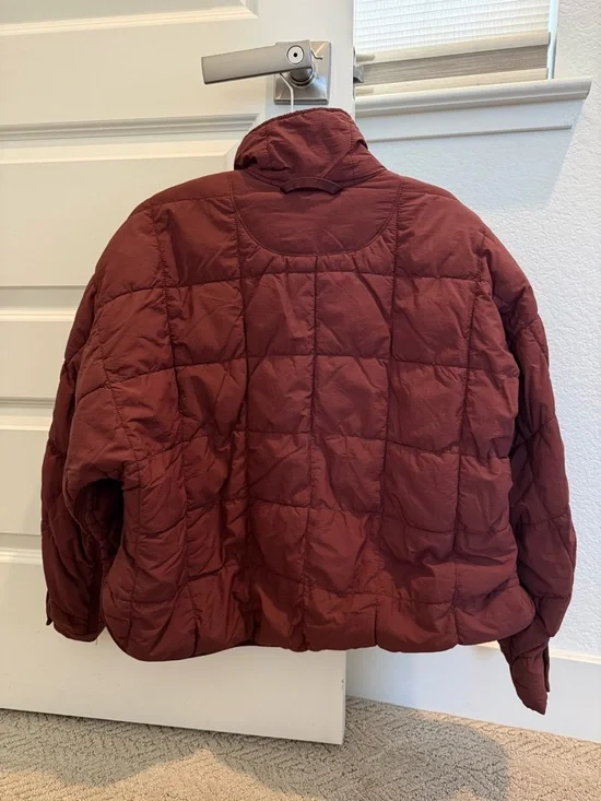Pippa Packable Puffer Jacket in Bitter Chocolate - Picture 6 of 8